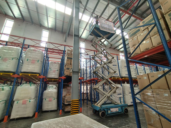 Quét mạng nhện nhà xưởng