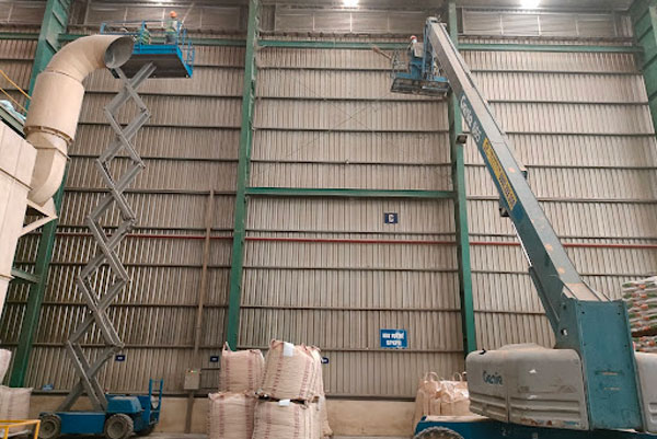 quet mang nhen nha xuong