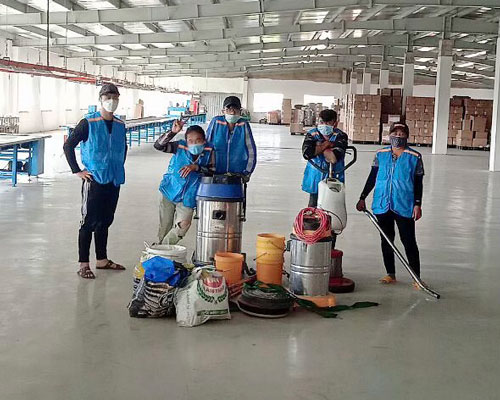 Triển khai công tác vệ sinh nhà xưởng